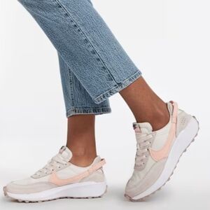 Nike Waffle Debut Light Soft Pink Size 7